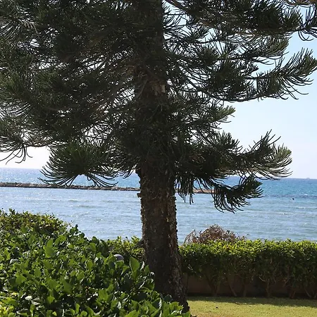 Nina's Beach House * Voroklini